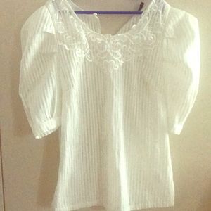 Puff sleeve blouse
